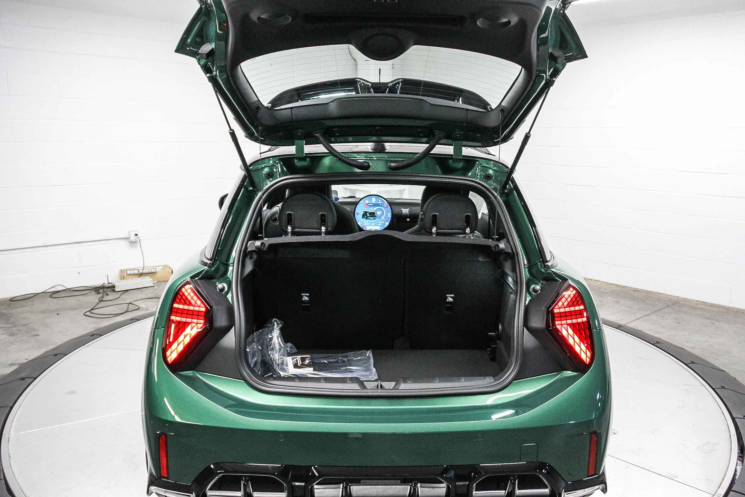 2026 Mini Cooper Hardtop S 2 Door Iconic photo 23
