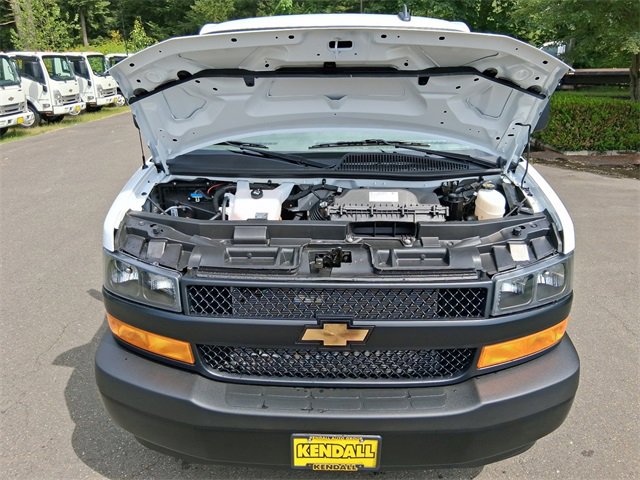 2025 Chevrolet Express Cargo 2500 photo 17