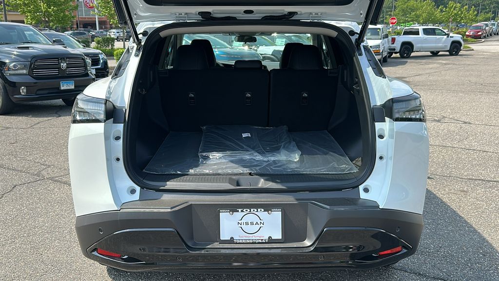 2025 Nissan Murano SV photo 25