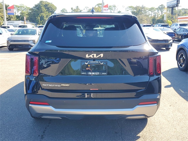 2026 Kia Sorento S photo 3