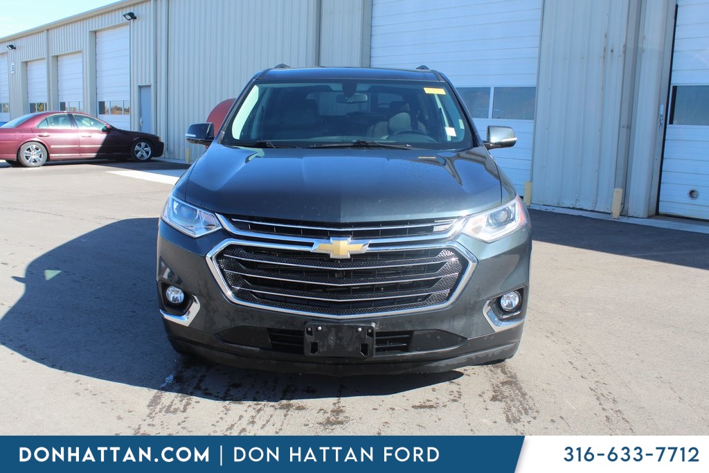 Used 2019 Chevrolet Traverse 1LT with VIN 1GNERGKW2KJ314243 for sale in Park City, KS