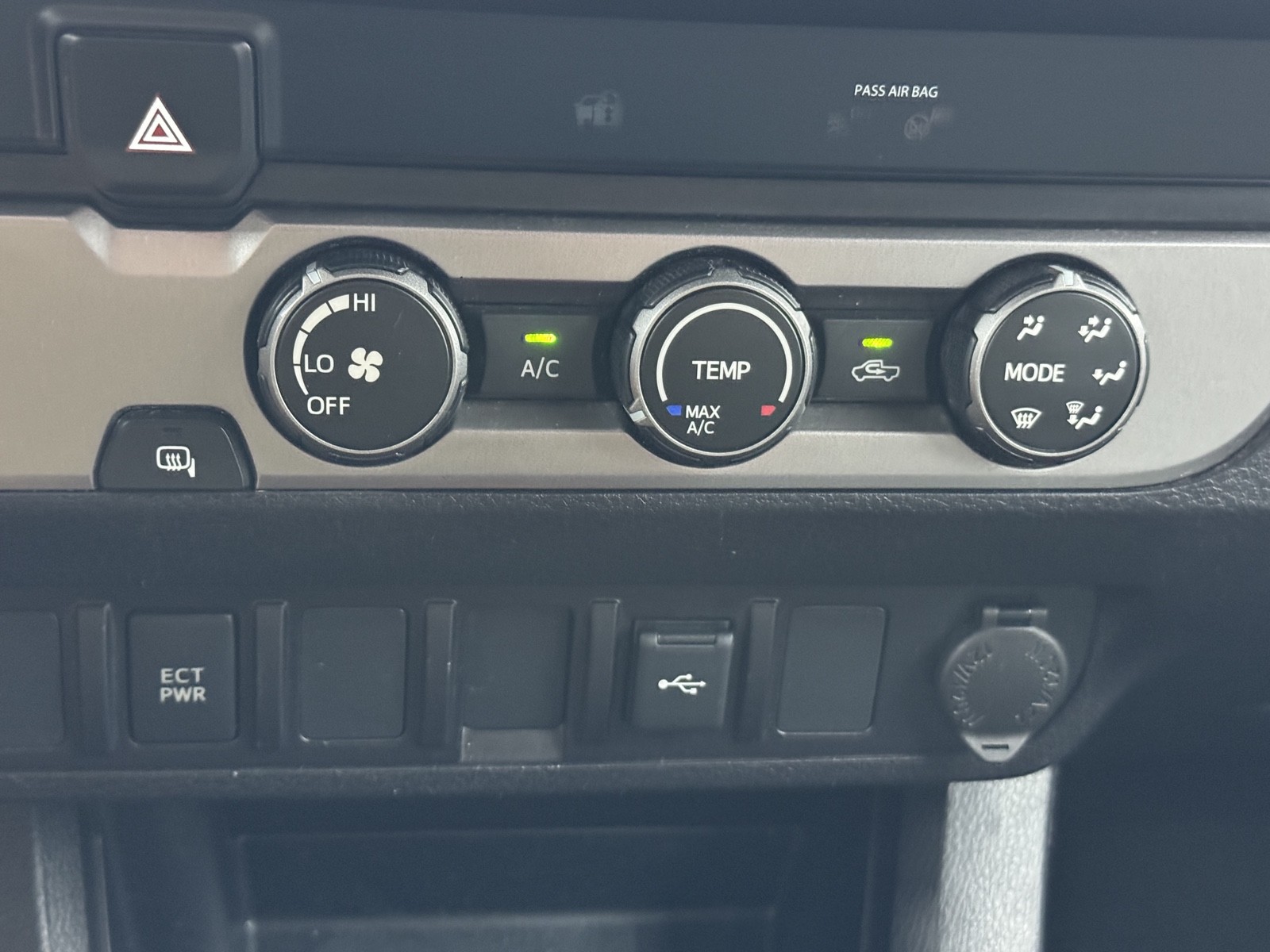 2021 Toyota Tacoma SR Access Cab photo 22