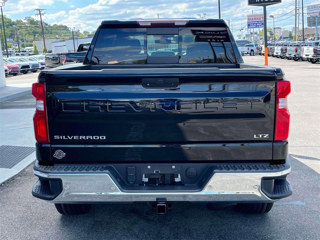 2019 Chevrolet Silverado LTZ photo 4