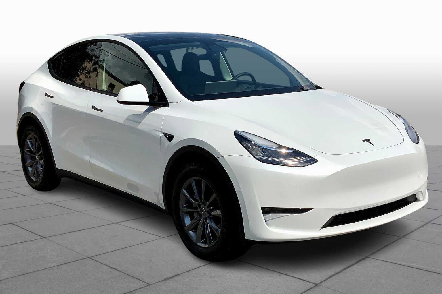 Used 2022 Tesla Model Y Long Range with VIN 7SAYGDEE9NF463180 for sale in Bluffton, SC