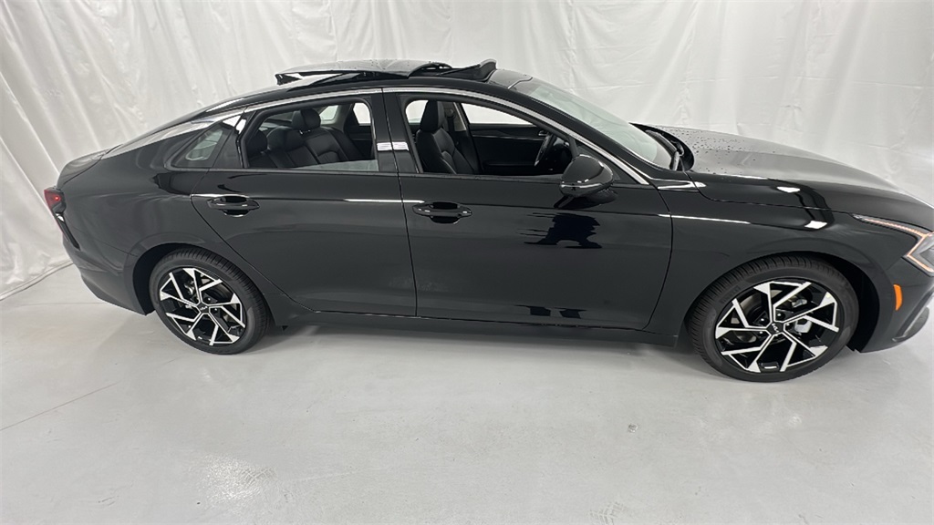 2025 Kia K5 EX photo 2