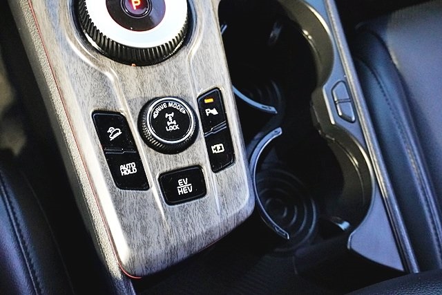 Used 2023 Gray Kia X-Line Prestige image 33