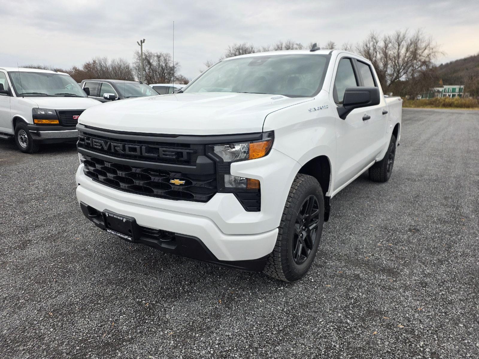 2026 Chevrolet Silverado 1500 Custom's photo