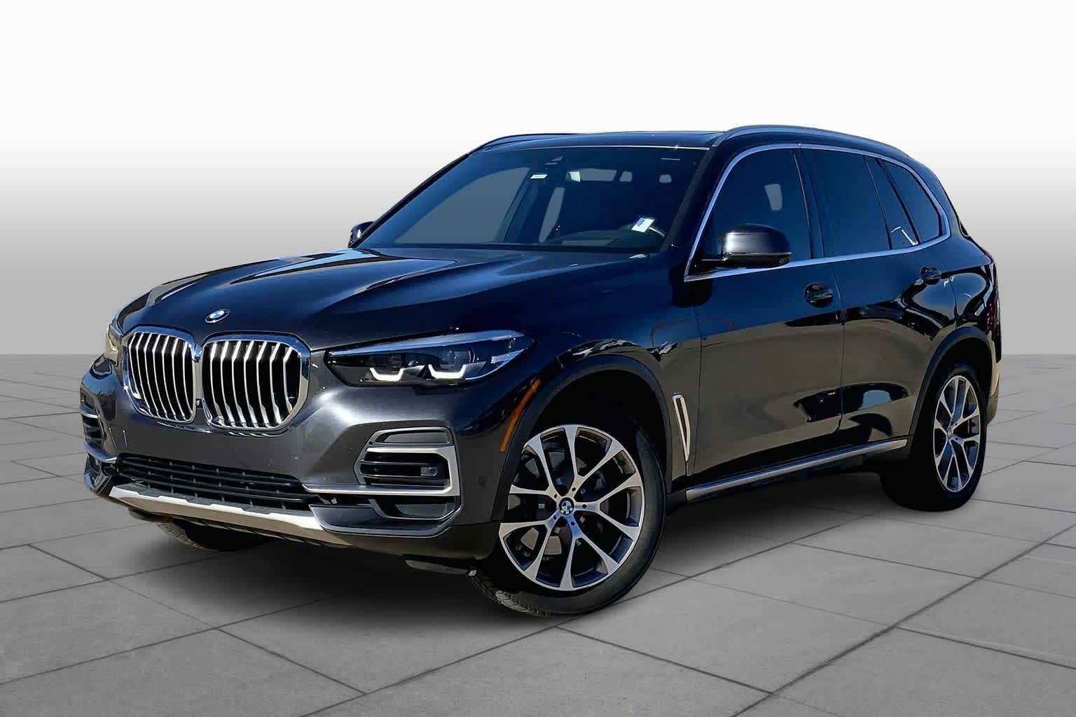 2022 BMW X5 40i's photo