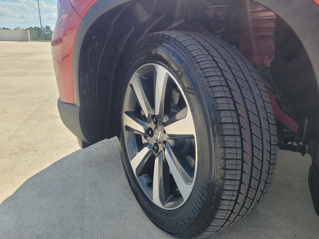 2025 Honda Pilot Touring photo 6