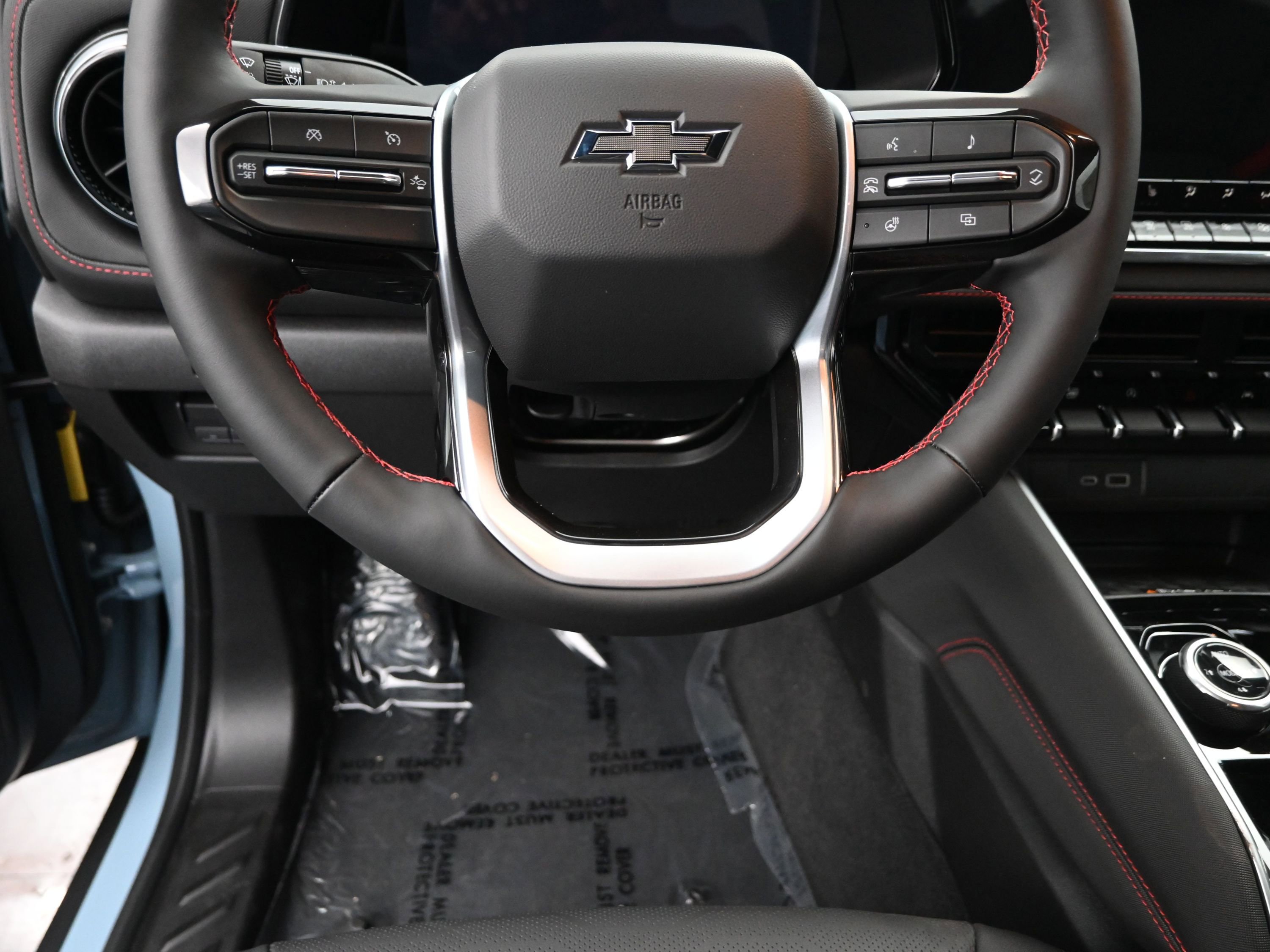 2026 Chevrolet Colorado Z71 photo 9