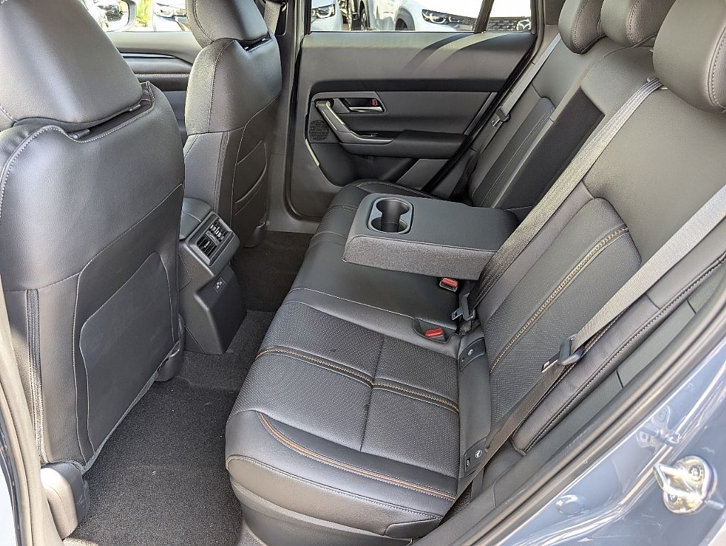 2025 Mazda CX-50 Premium Plus photo 18