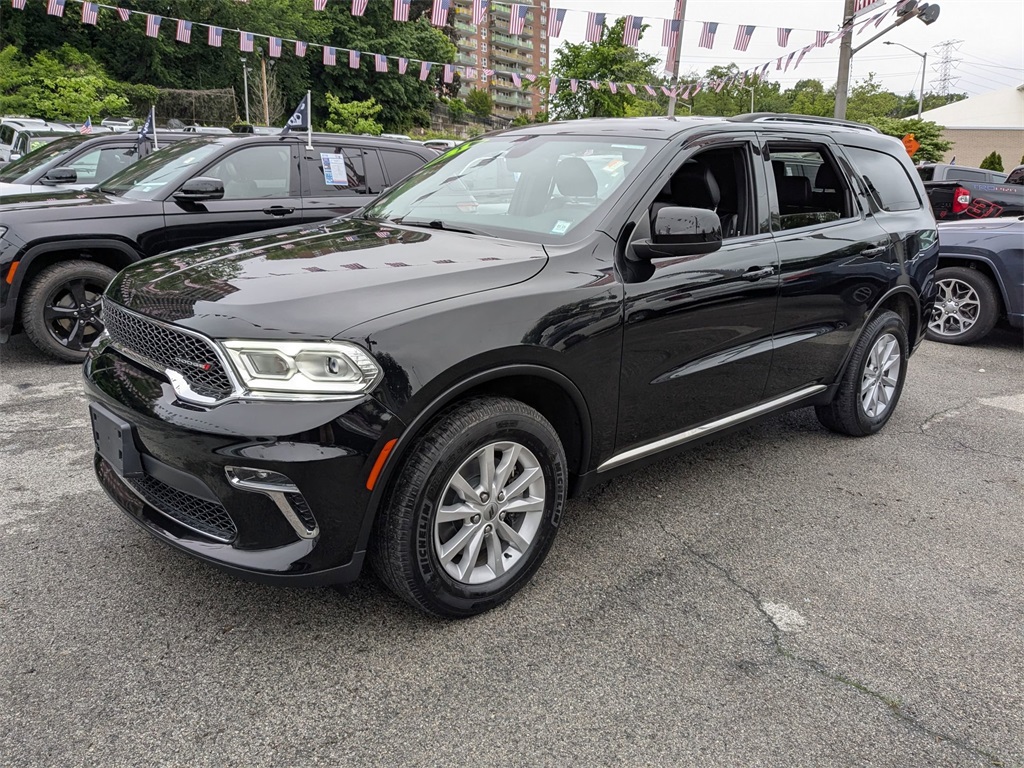Used 2021 Black Dodge SXT Plus image 1