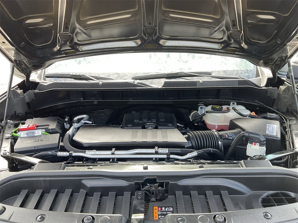 2021 Chevrolet Silverado 1500 Custom photo 16