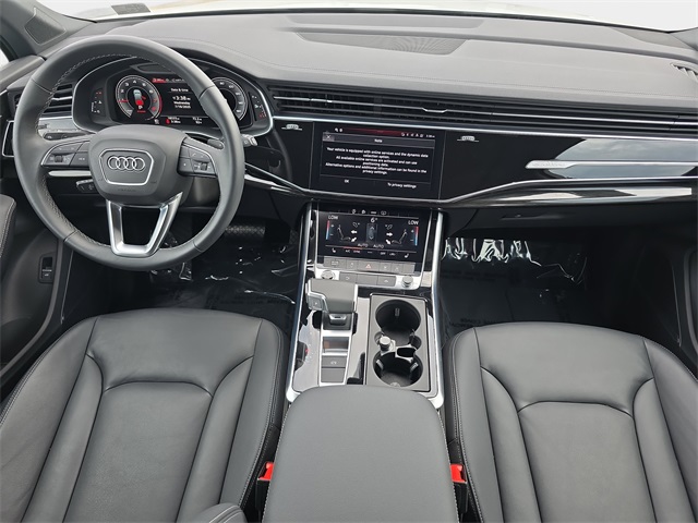 2025 Audi Q7 55 Premium Plus photo 9