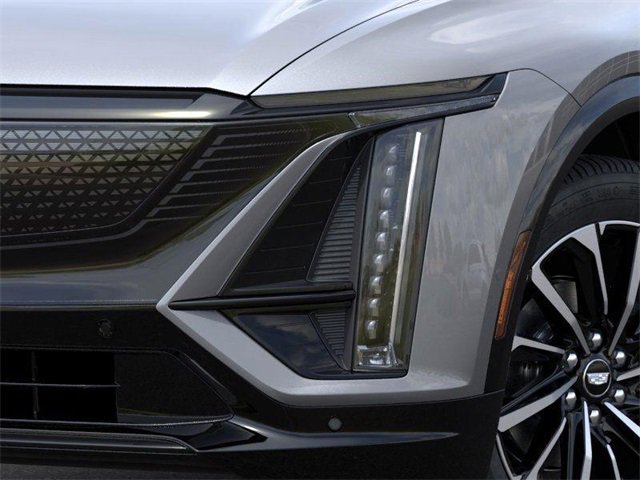 2026 Cadillac Lyriq Sport photo 10