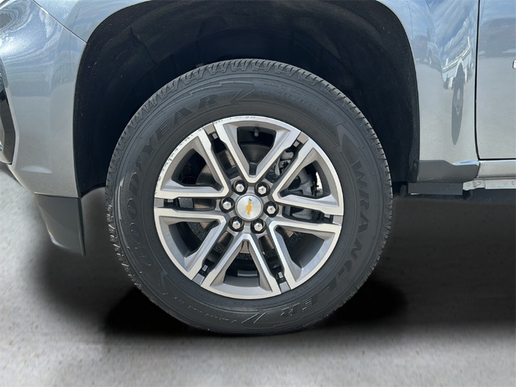 2022 Chevrolet Colorado LT photo 19