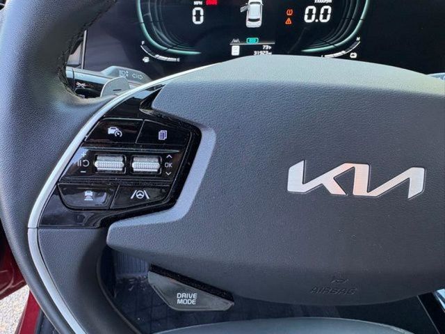 2024 Kia Niro EX photo 15