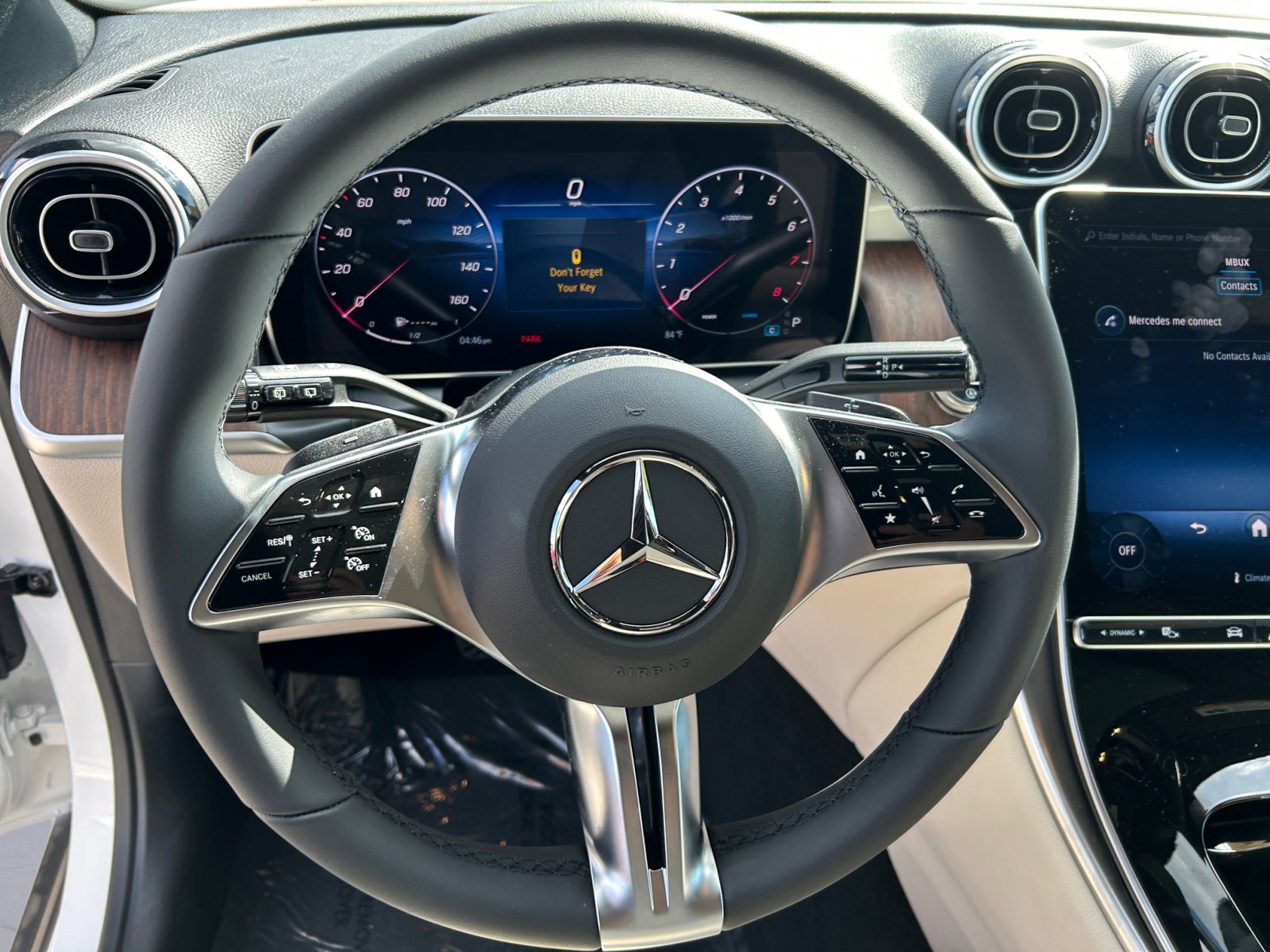 2025 Mercedes Benz GLC 300 4MATIC photo 13