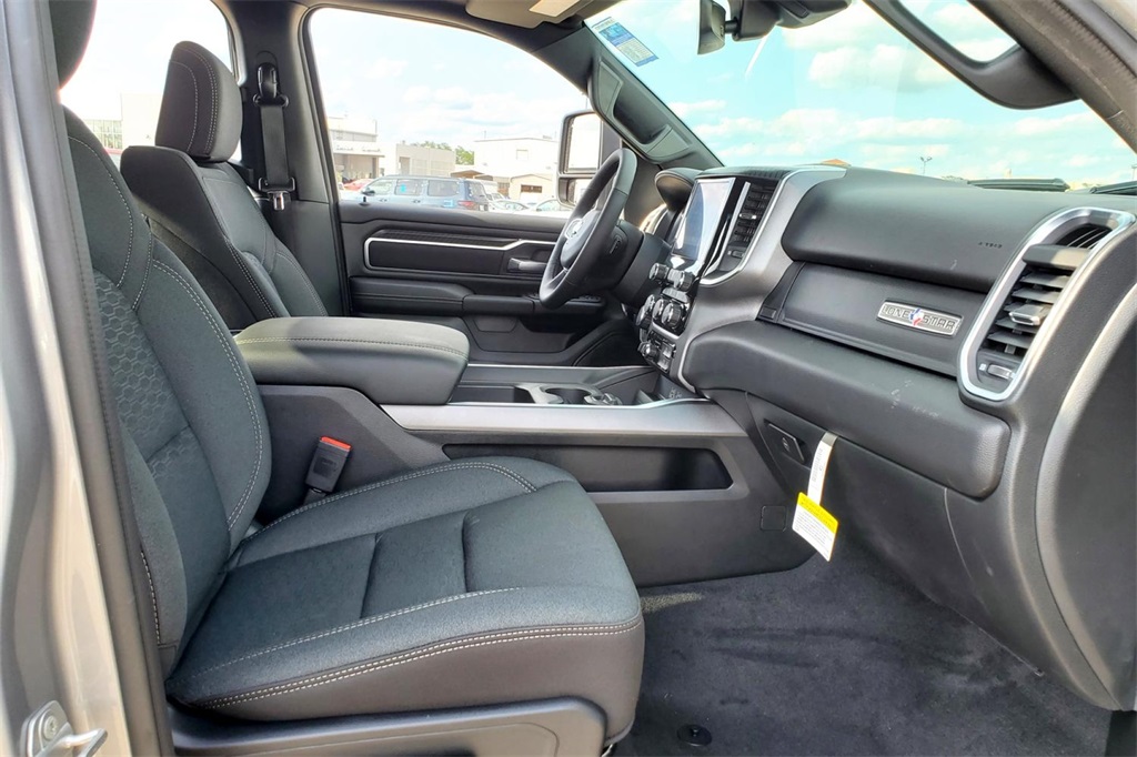 2025 Ram 1500 Big Horn Lone Star photo 13