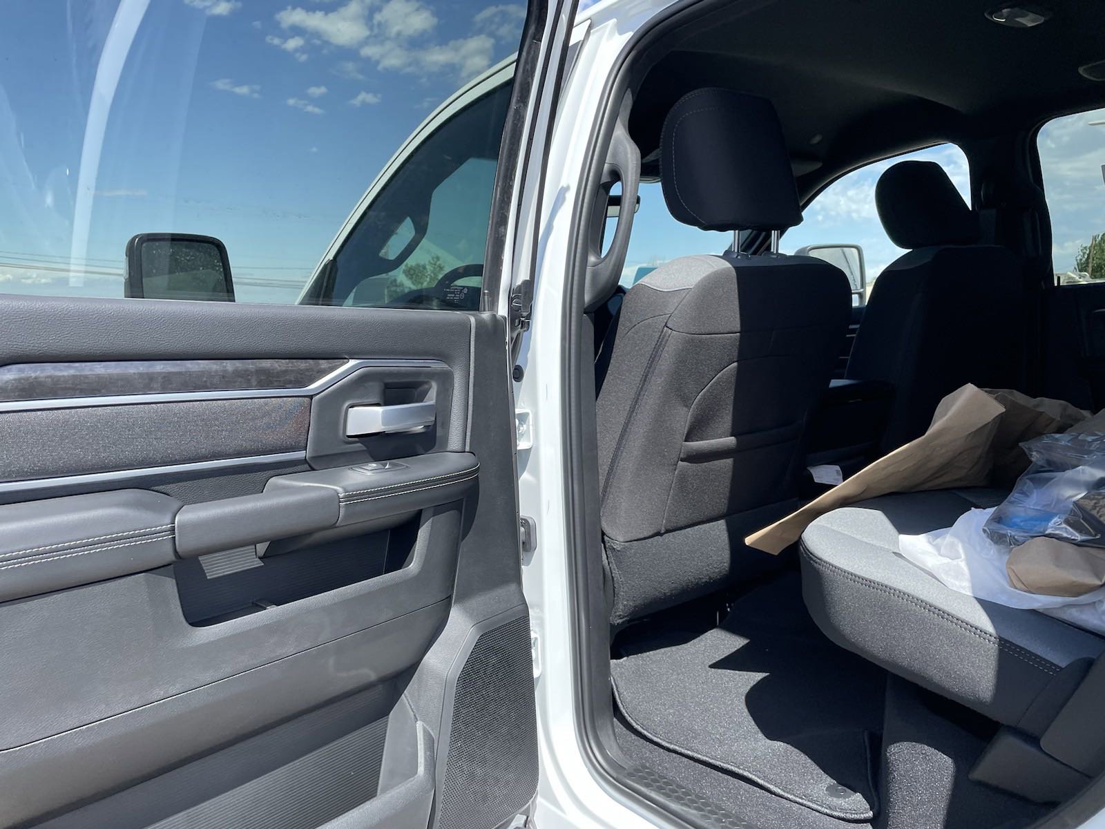New 2024 Bright White Clearcoat Ram SLT image 16