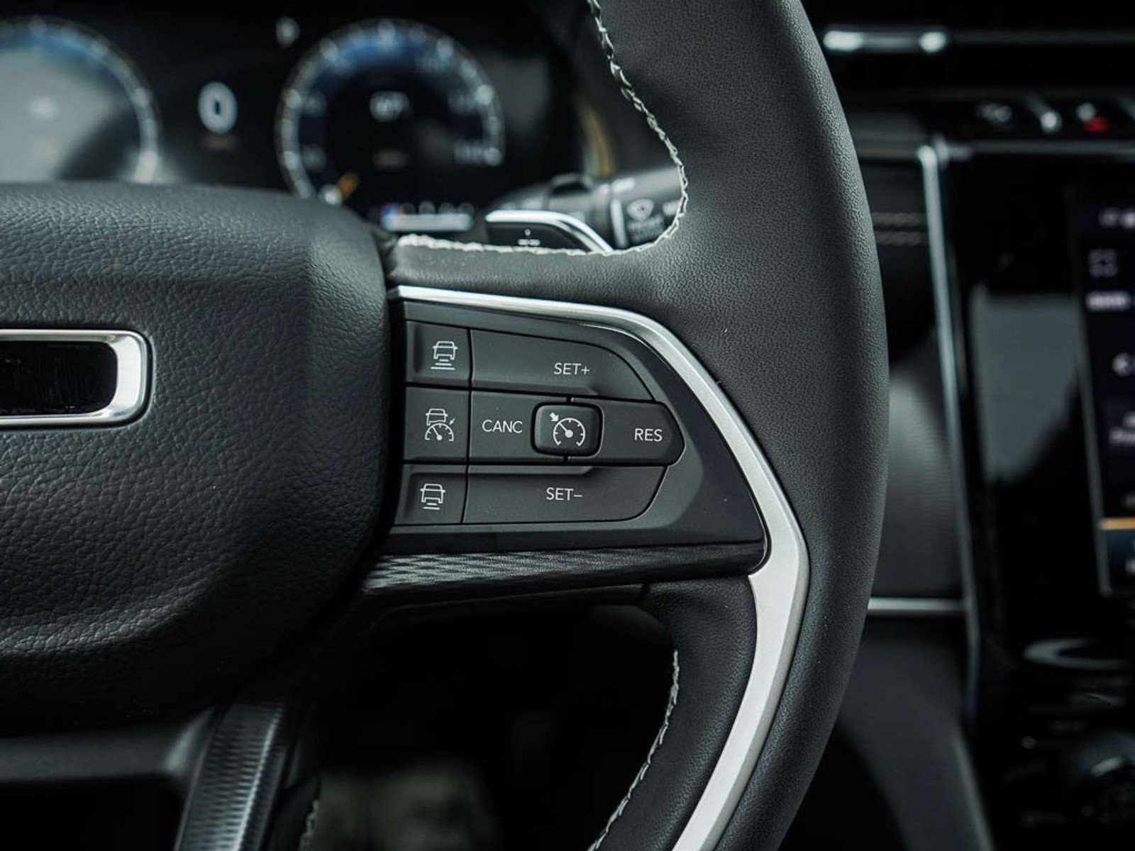 2025 Jeep Grand Cherokee Laredo X photo 18