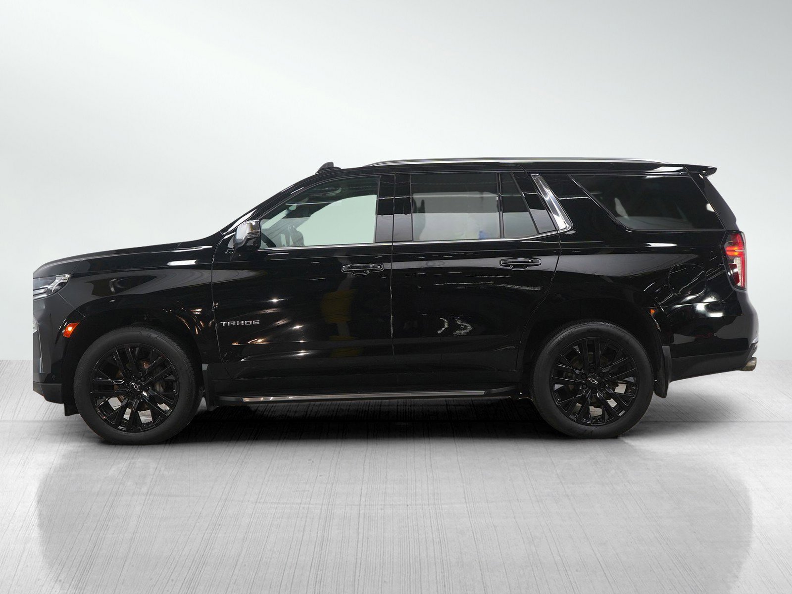 Used 2023 Chevrolet Tahoe Premier with VIN 1GNSKSKL4PR507213 for sale in Bloomington, Minnesota