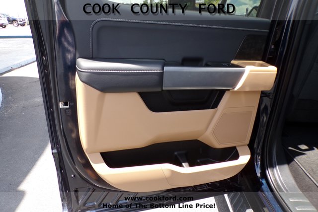 2023 Ford F-150 XLT photo 11