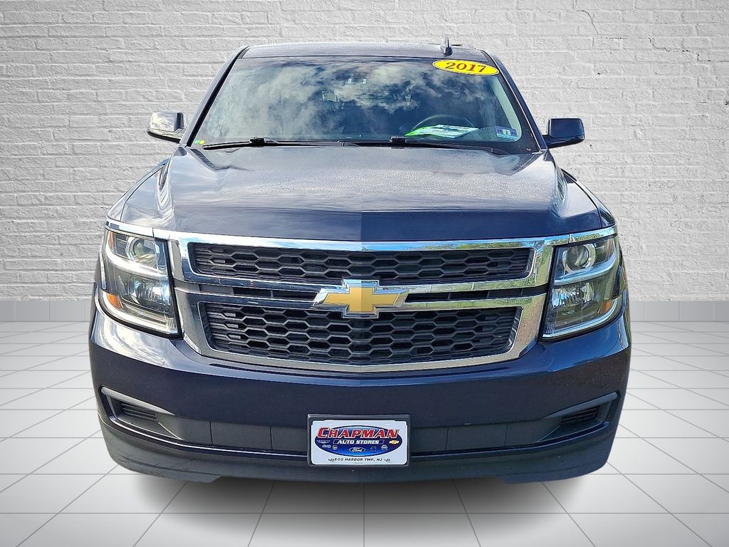 2017 Chevrolet Tahoe LS photo 2