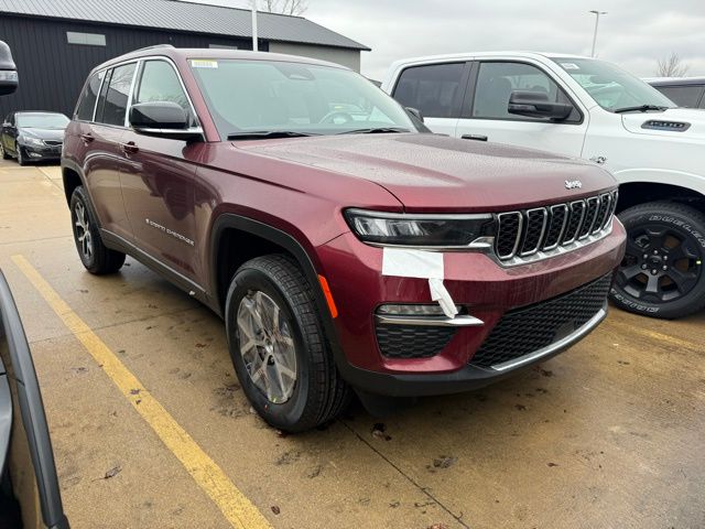 2025 Jeep Grand Cherokee Limited's photo