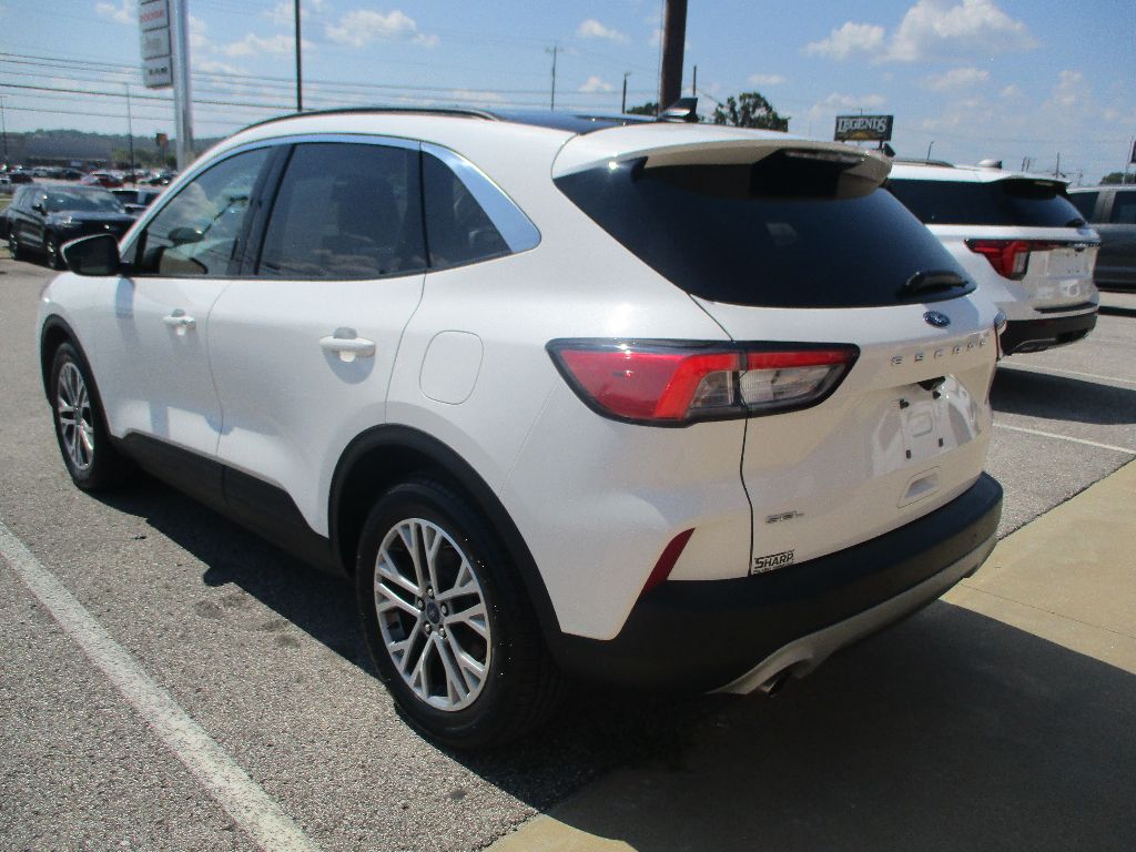 2022 Ford Escape SEL photo 19