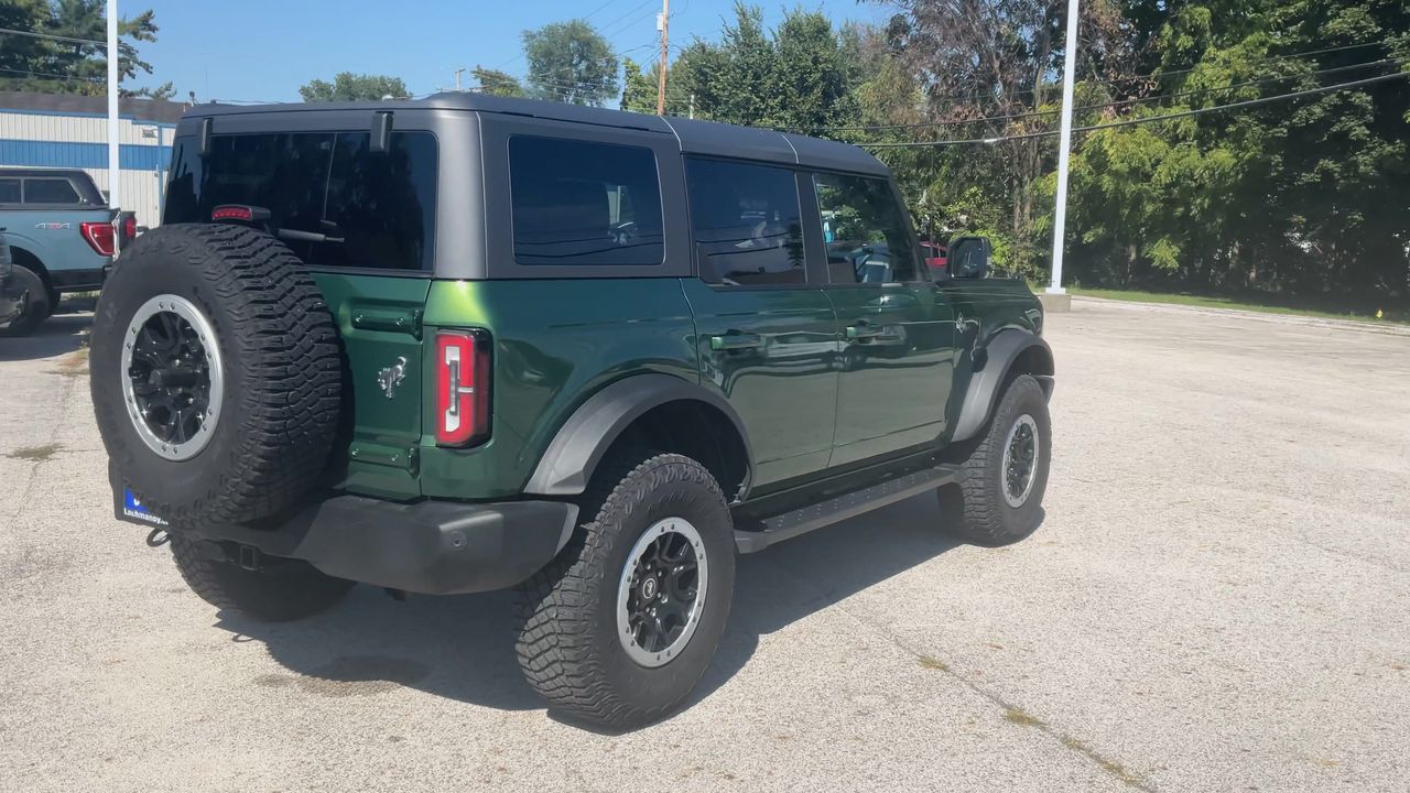 2023 Ford Bronco Base photo 6