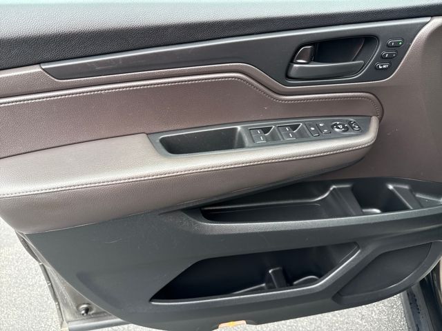 2018 Honda Odyssey EX-L photo 9