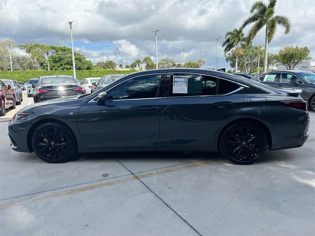 2024 Lexus ES 350 F SPORT Handling photo 4