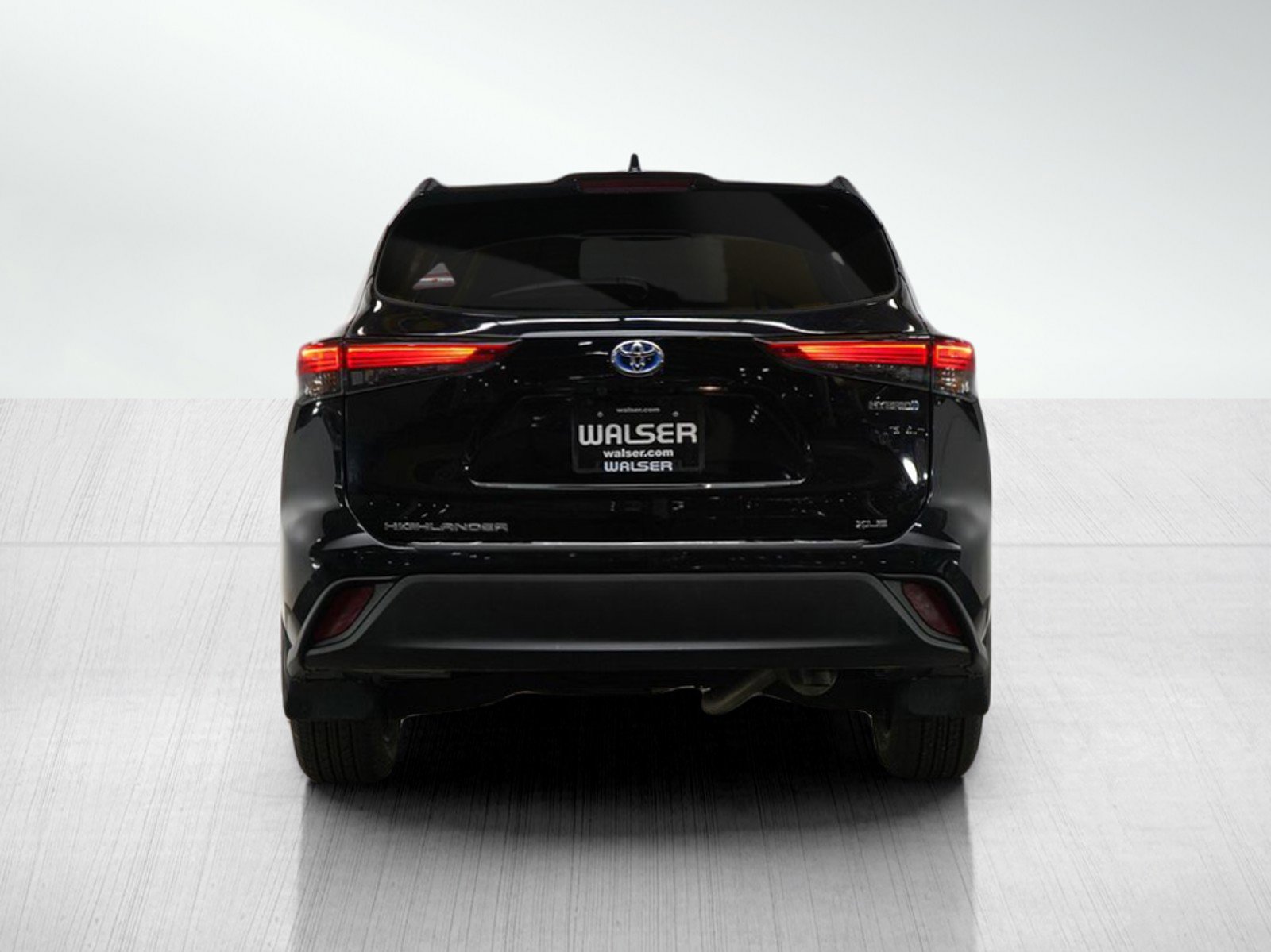 2021 Toyota Highlander Hybrid XLE photo 4