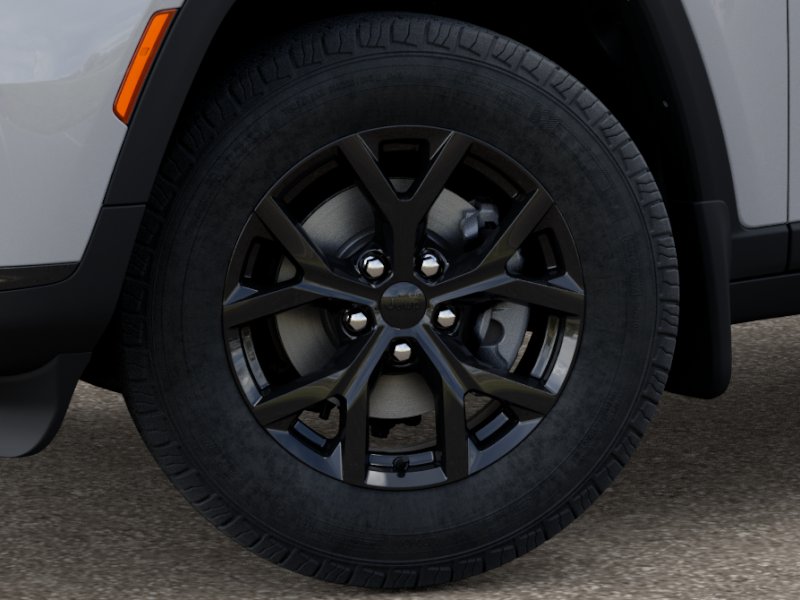 2025 Jeep Grand Cherokee Altitude X photo 3