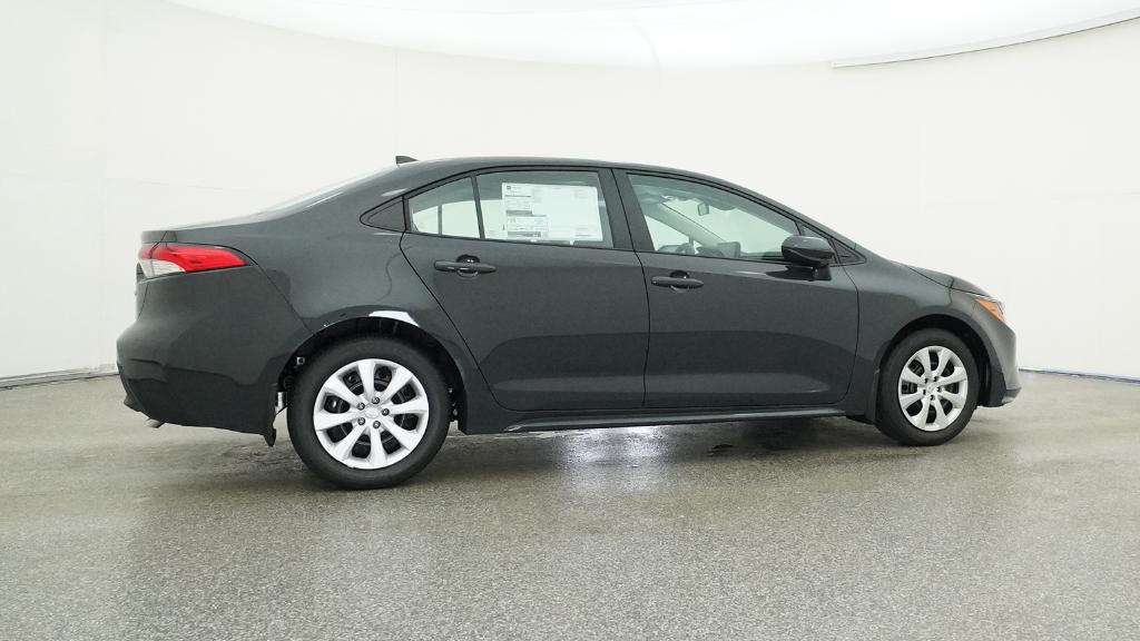 2025 Toyota Corolla LE photo 23