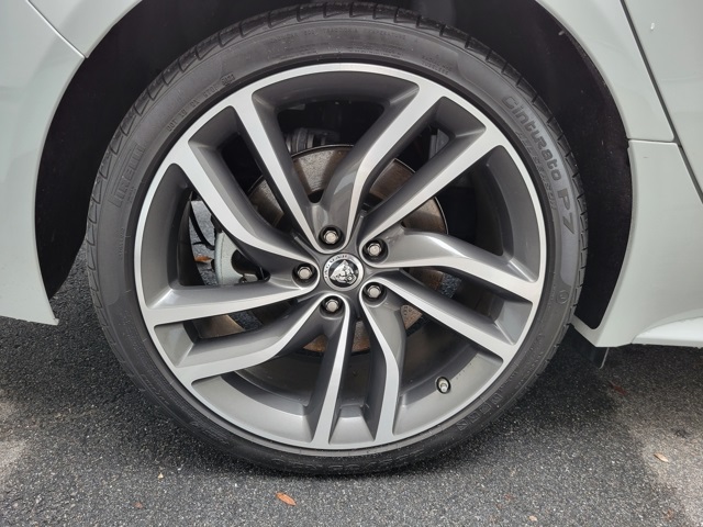 2024 Jaguar XF R-Dynamic SE photo 16