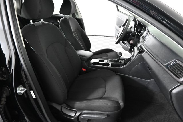 2017 Kia Optima 1.6T LX photo 12
