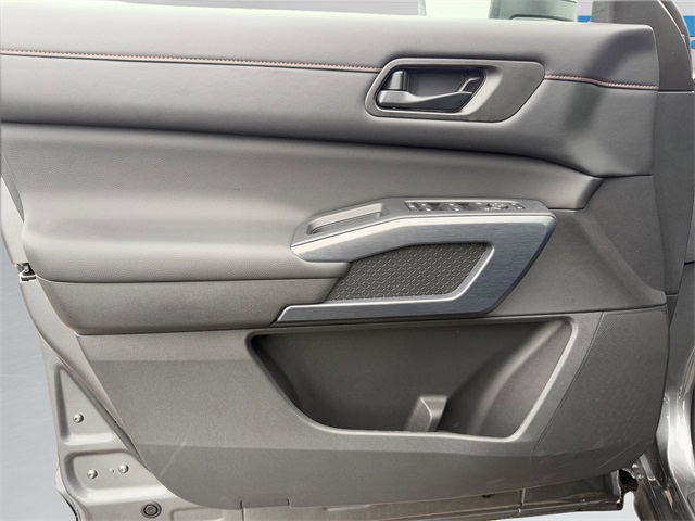 2025 Nissan Pathfinder Rock Creek photo 27