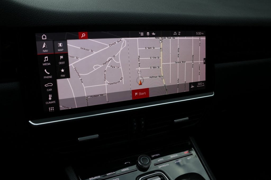 2020 Porsche Cayenne Coupe S photo 10