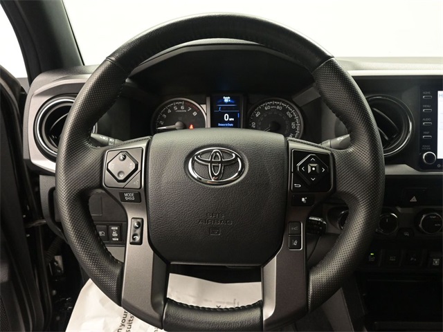 2023 Toyota Tacoma TRD Off-Road photo 2