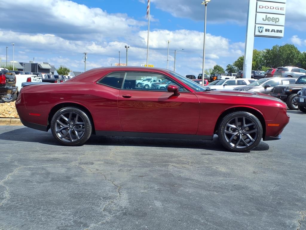 2022 Dodge Challenger SXT photo 24
