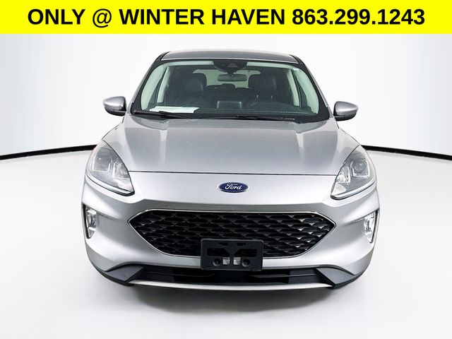2022 Ford Escape SEL photo 2