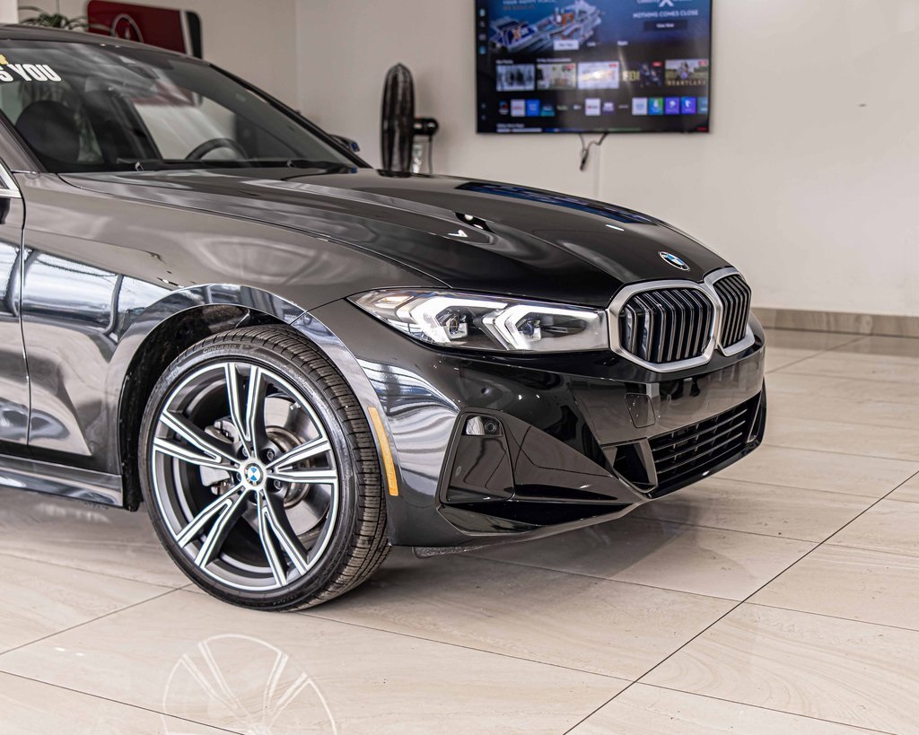 2024 BMW 330I - Image 3