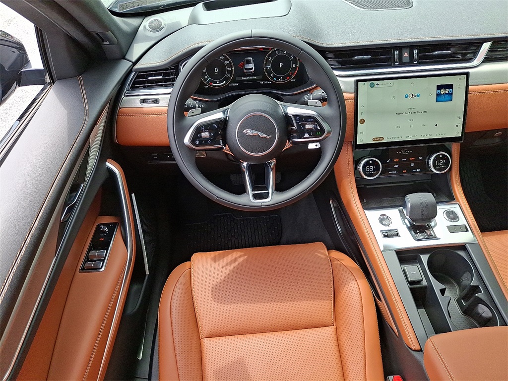 2026 Jaguar F-PACE P250 R-Dynamic S photo 12