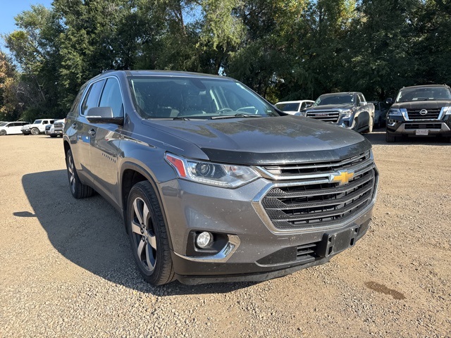 2018 Chevrolet Traverse 3LT photo 2