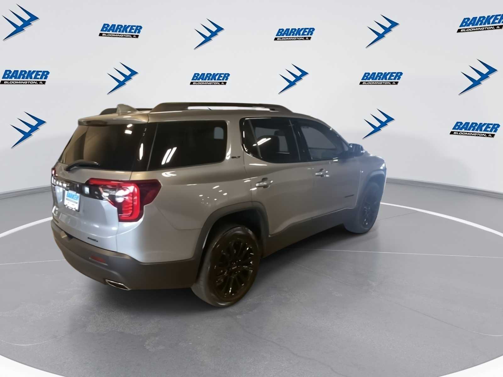 2023 Gmc Acadia SLT photo 2
