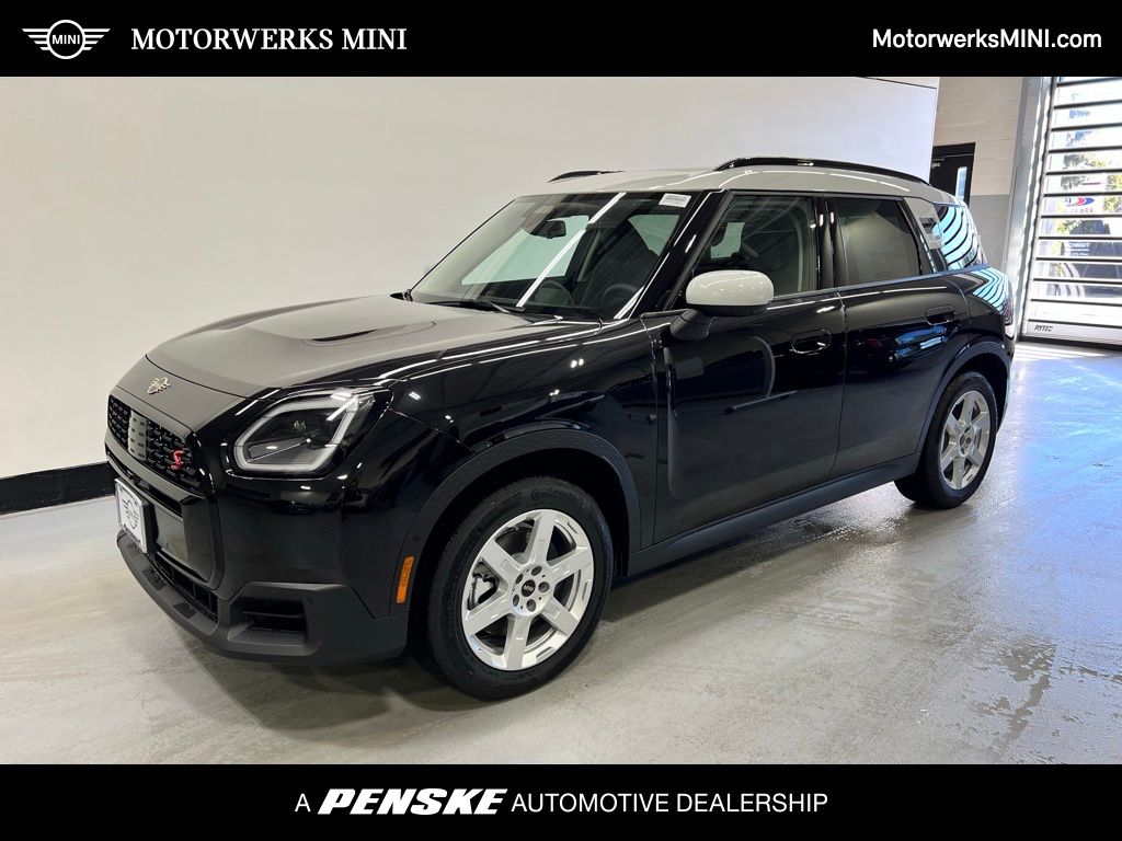 2025 MINI Countryman S's photo