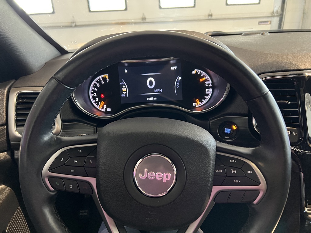 2019 Jeep Grand Cherokee Altitude photo 19