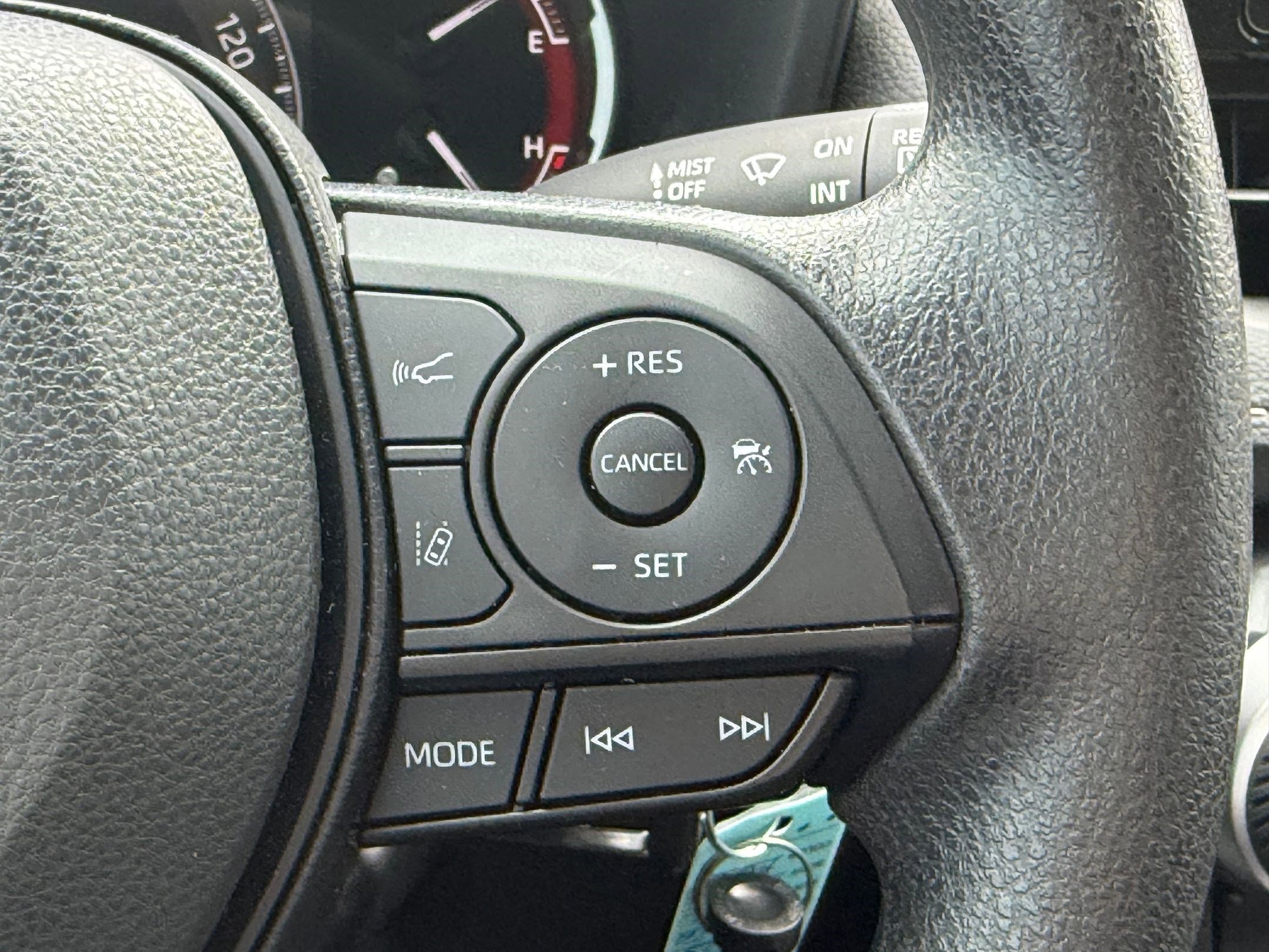 2025 Toyota RAV4 LE photo 24